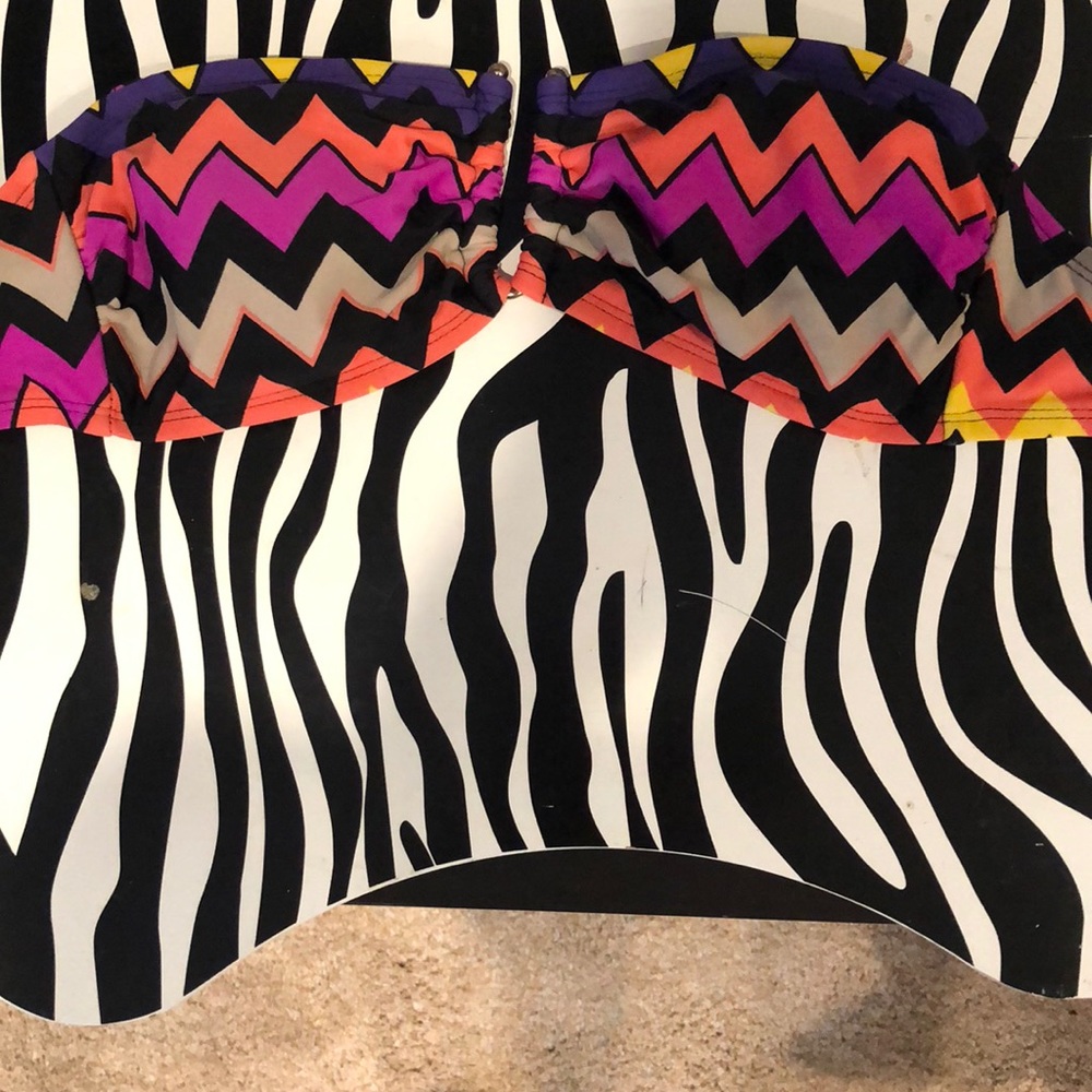 Perfect strapless bathing suit top